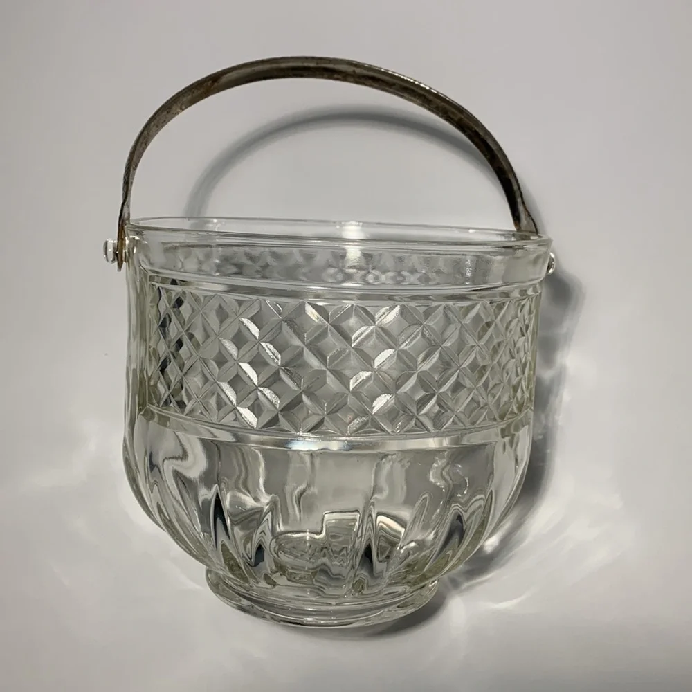 VTG MCM Ice Bucket Barware Pressed Glass Hammered AluminumHandle Diamond Pattern